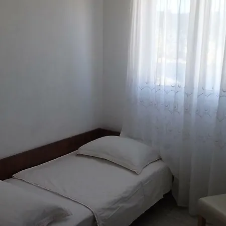 Pensión Bistra
